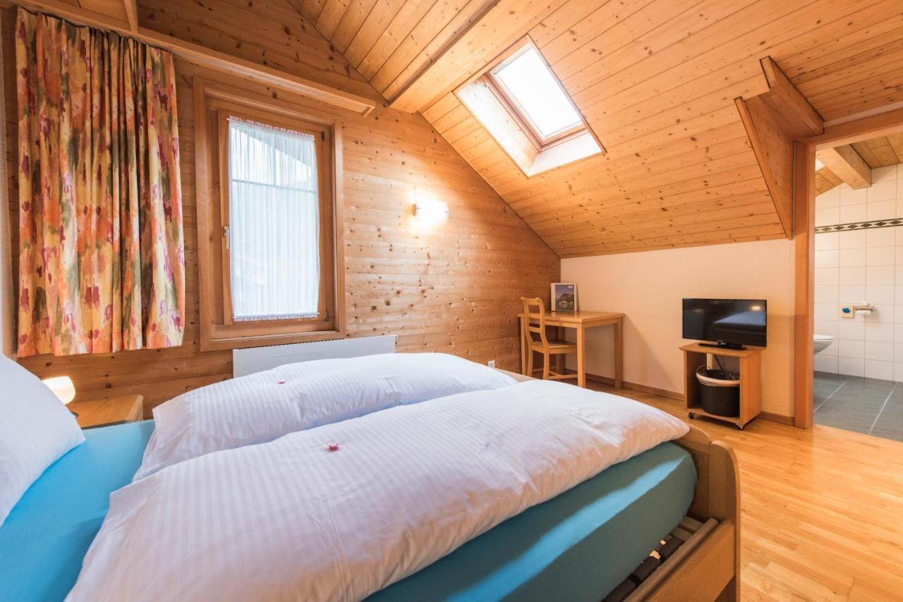 Hotel Alpenrose Beim Ballenberg Hofstetten bei Brienz Eksteriør billede