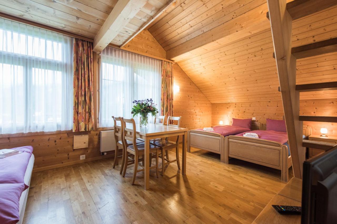 Hotel Alpenrose Beim Ballenberg Hofstetten bei Brienz Eksteriør billede
