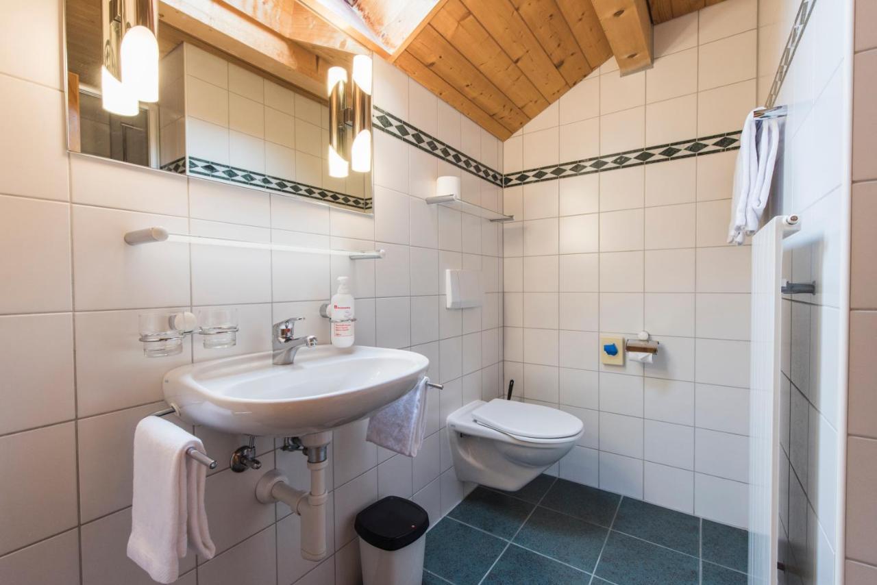 Hotel Alpenrose Beim Ballenberg Hofstetten bei Brienz Eksteriør billede